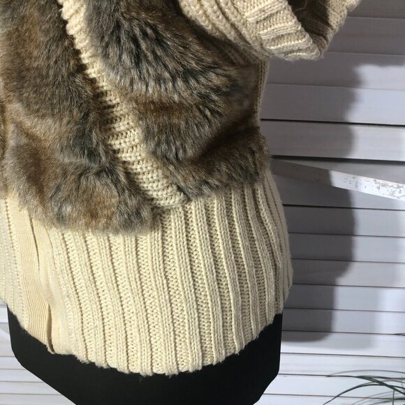 Vintage 90s Y2K Faux Fur vest warm wool brown beige cable knit with hood Sz S - Picture 6 of 12